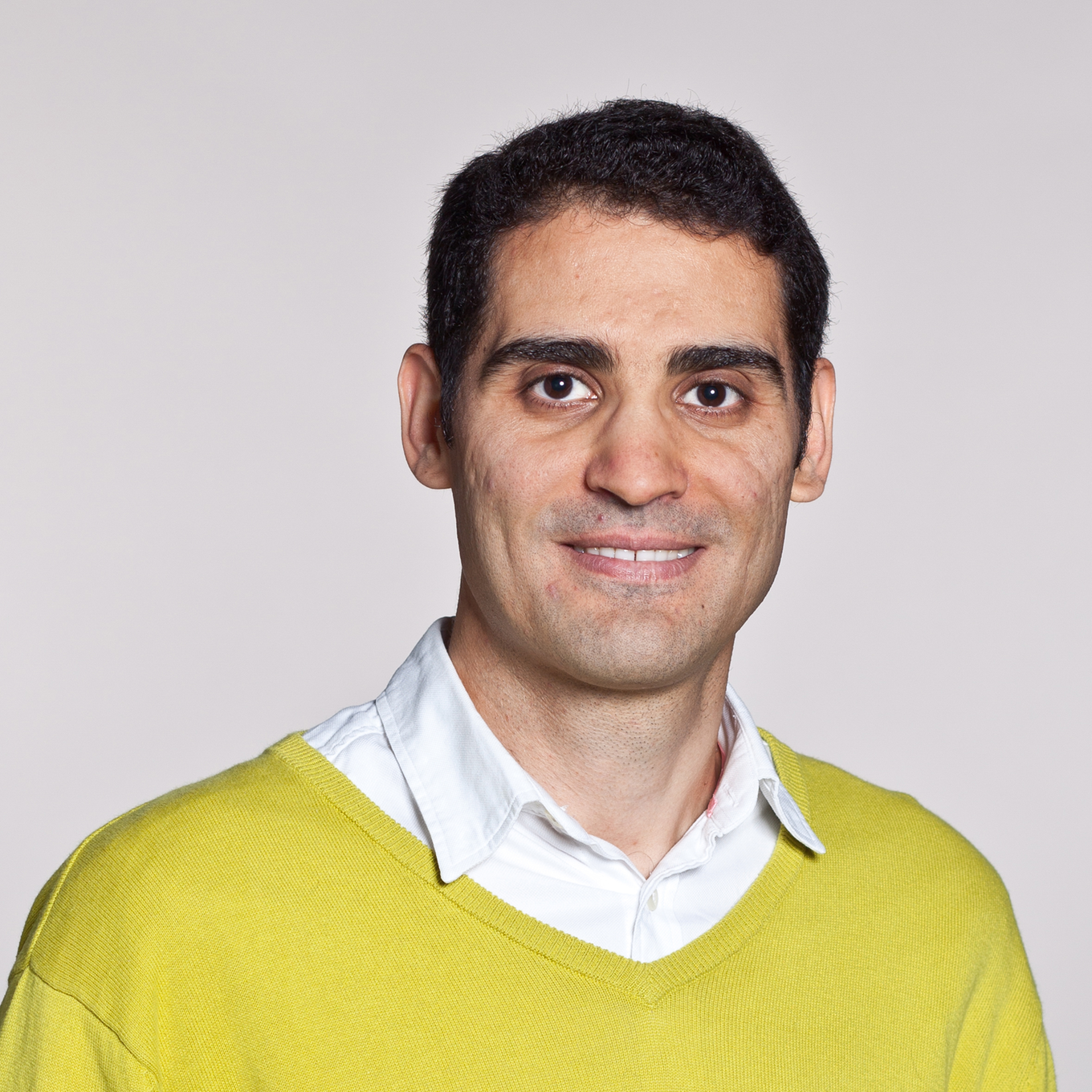 Kobra (Farzaneh) Etminani